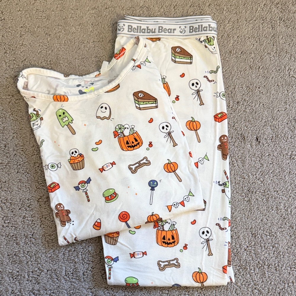 Bellabu Bear Halloween Pajama Set